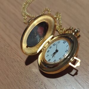 Elegant Gold Locket Necklaces